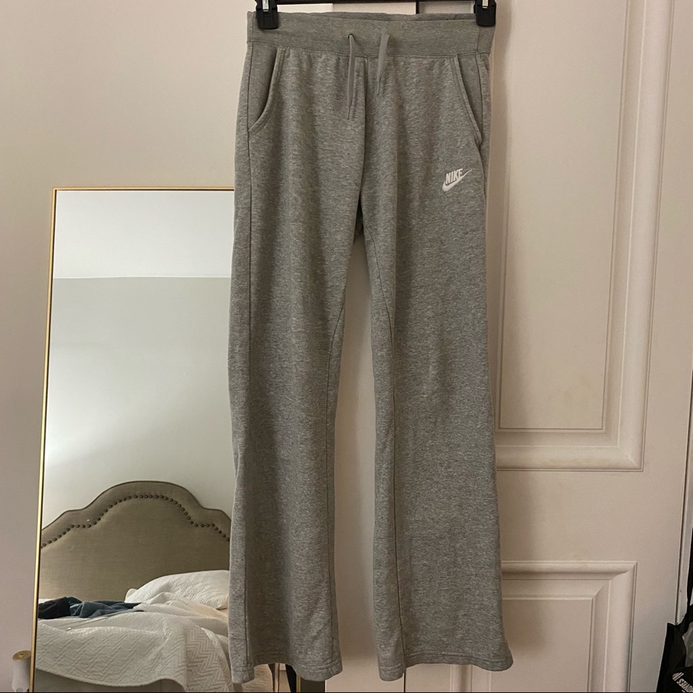 Nike Flare Sweatpants - Picture 2 of 4